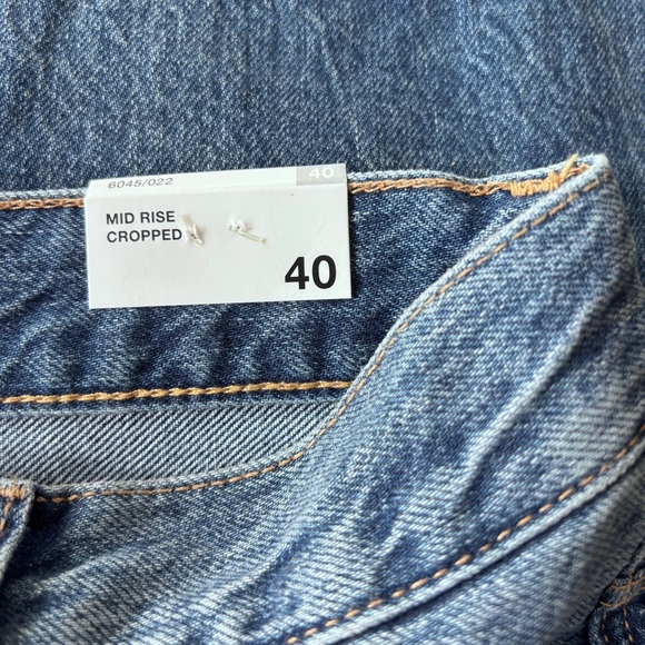 Zara NWT Women’s Midrise Cropped Carrot Leg Blue Jeans | Size 8 (40) - Picture 5 of 12